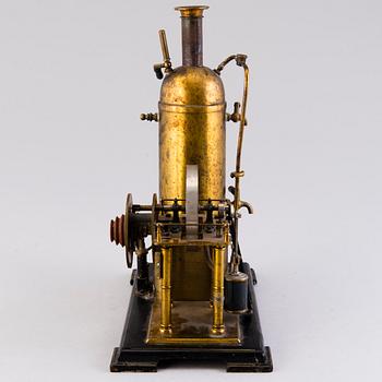 HÖYRYKONE, 1900-luvun alkupuoli.