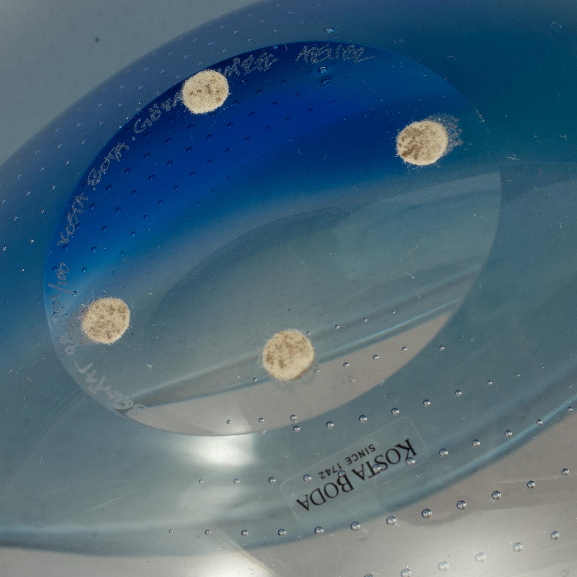 GÖRAN WÄRFF, vas samt skål, glas. Kosta Boda, signerade.