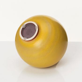 Berndt Friberg, a stoneware vase, Gustavsberg studio, Sweden 1975.