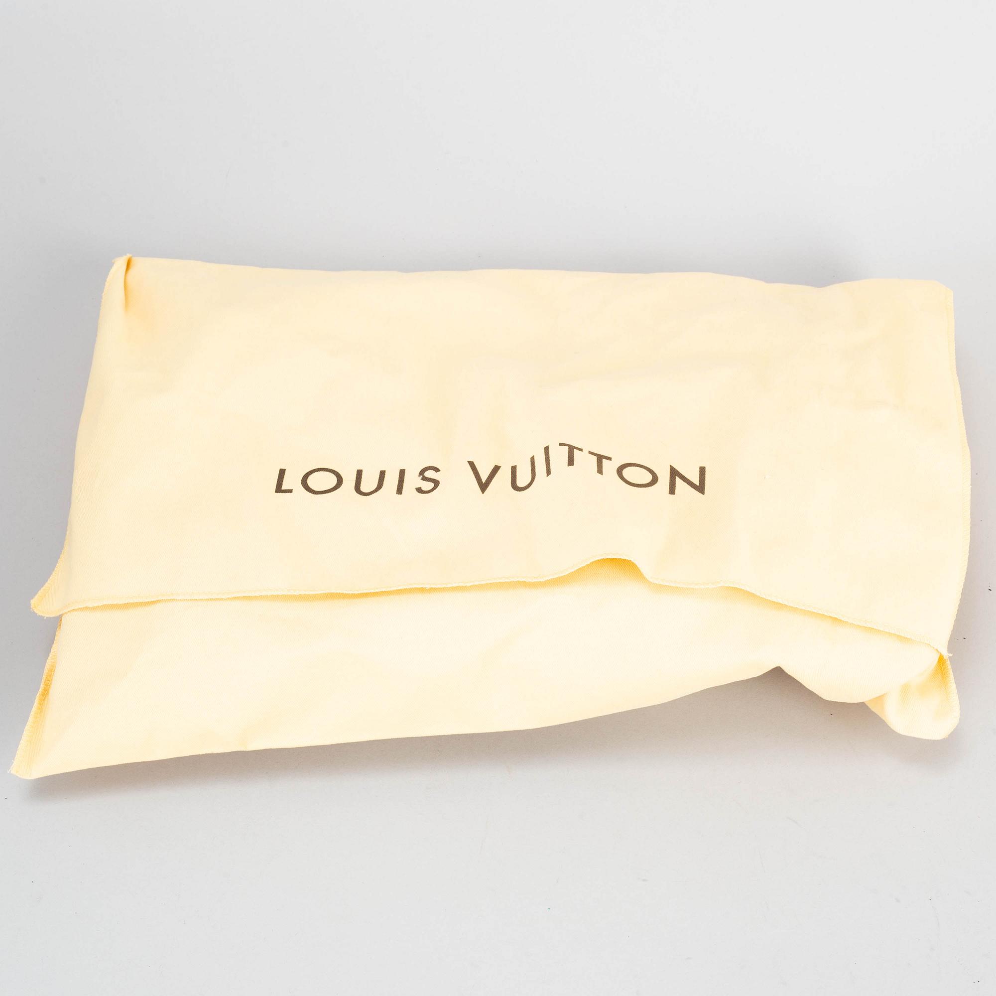 LOUIS VUITTON, 'Mini Lin Ballade PM'.