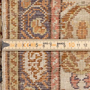 Carpet, Oriental, approx. 171 x 117 cm.