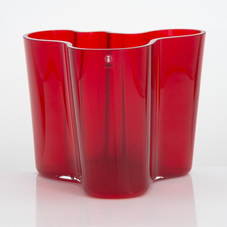 Alvar Aalto, vas, glas, modell 3030, signerad Alvar Aalto Iittala.