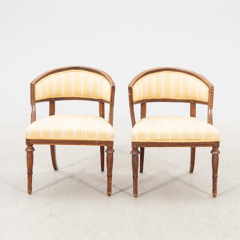 Baljfåtöljer, ett par, sengustaviansk stil 1800-talets slut.