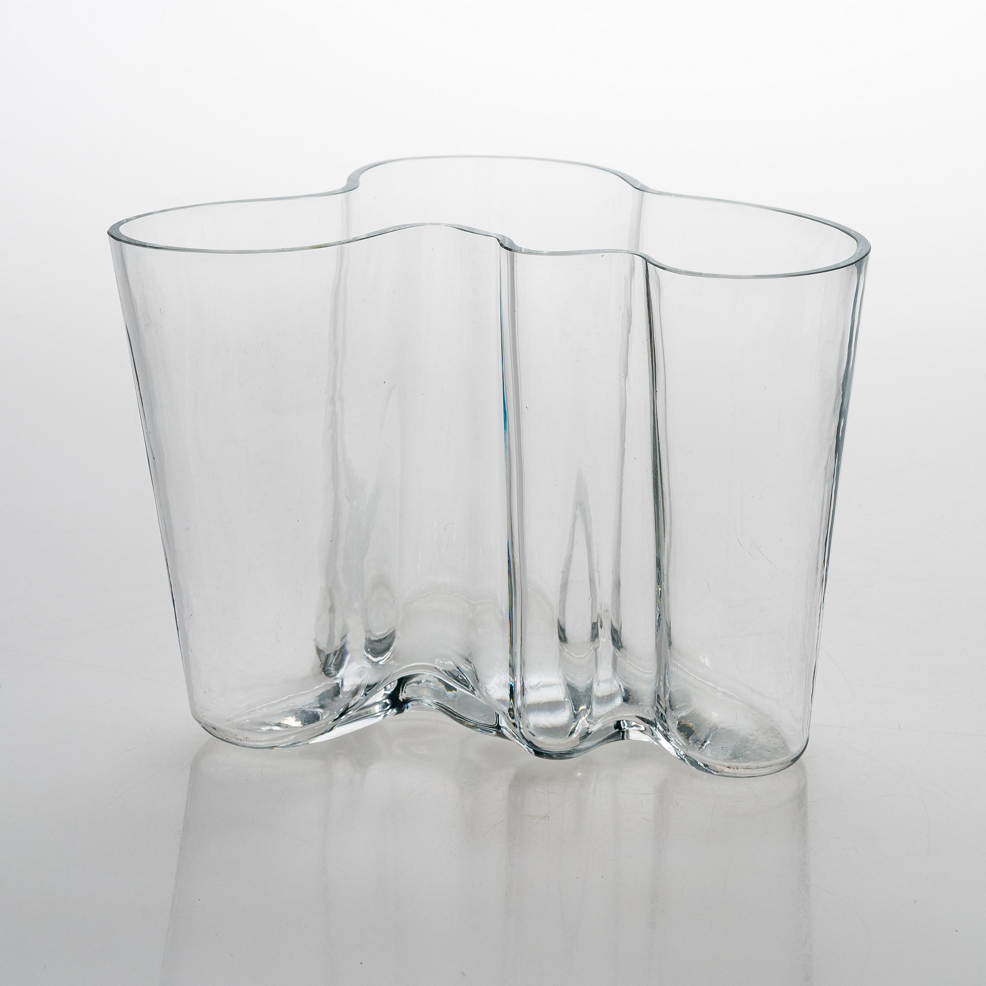 Alvar Aalto, vas, modell 3030 signerad Alvar Aalto 3030.