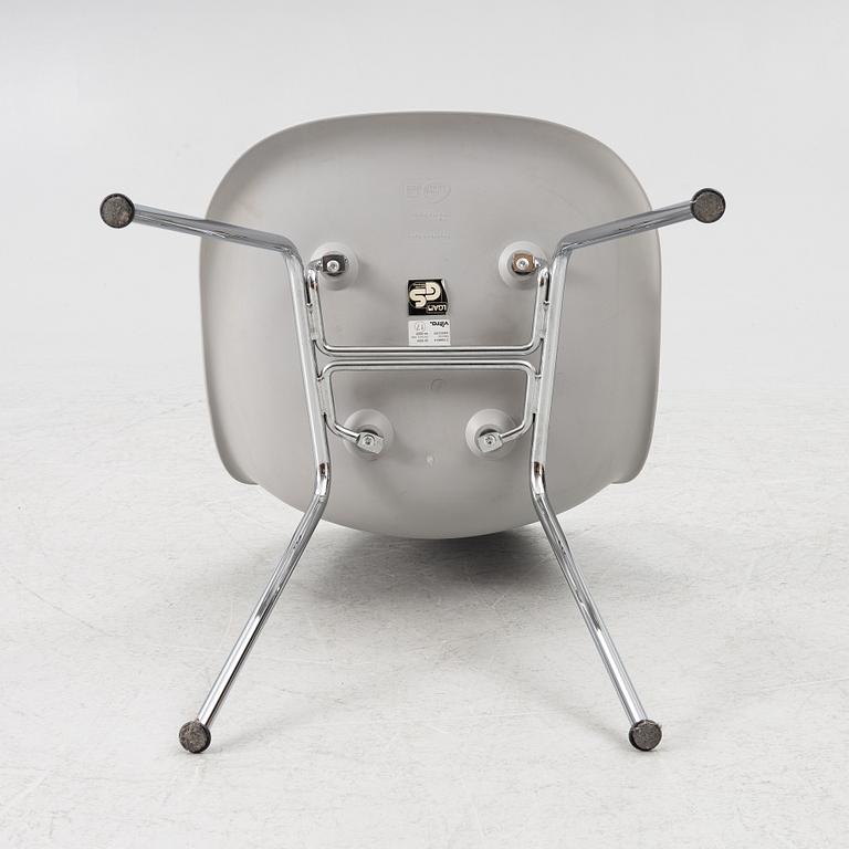 A collection of Vitra, 7 pieces.