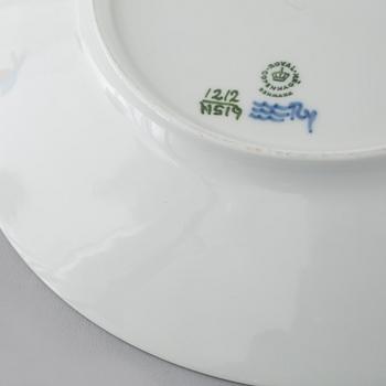 73 porcelian serving pieces, "Blå Vifte", Royal Copenhagen, from the second half of the 20th century.