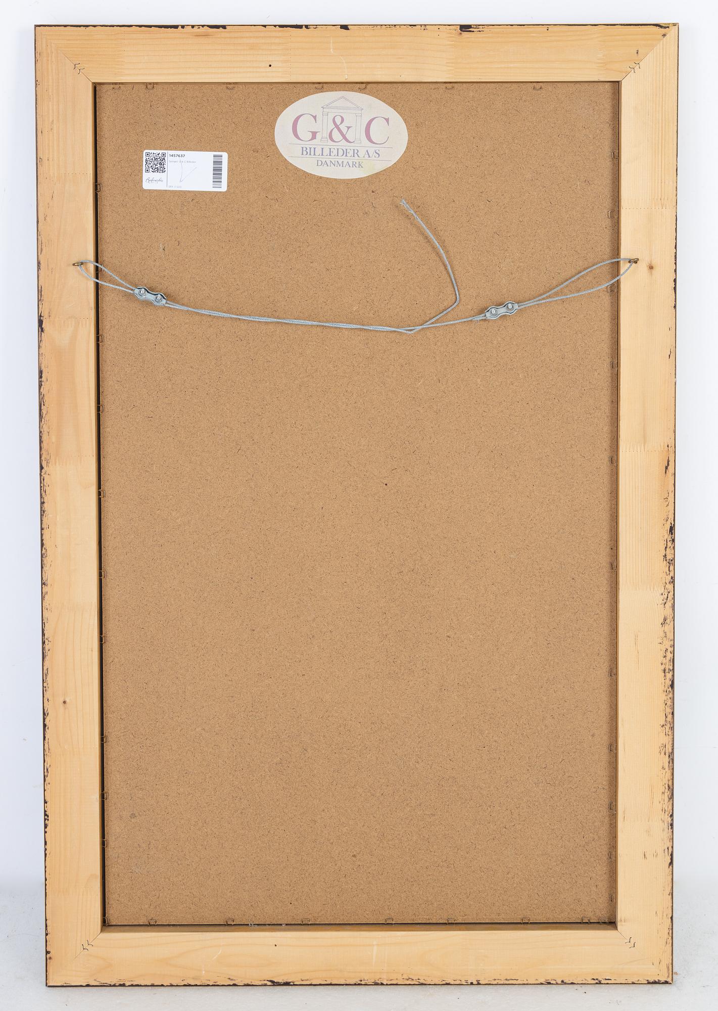 A mirror, G&C Billeder A/S Danmark.