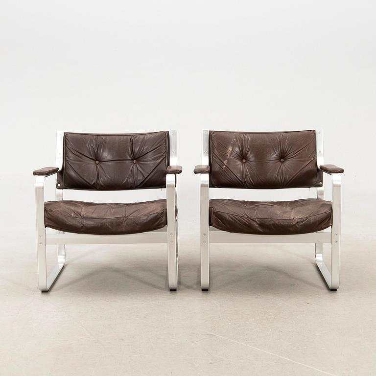 Karl Erik Ekselius, a pair of "Mondo" armchairs for JOC furniture, late 20th century.