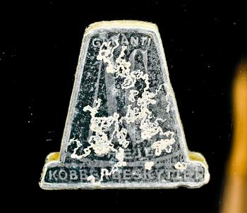 TOILETTEBORD MED PALL, 1960-tal.