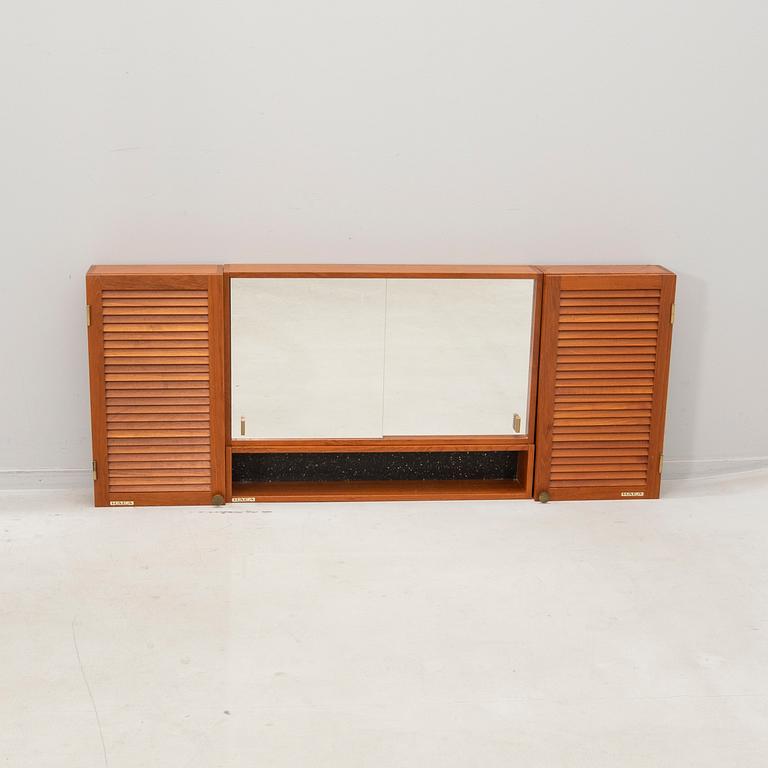 Bathroom cabinet 4 dlr Hafa 1970s.