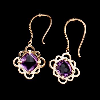 ÖRHÄNGEN, 1 par, 18k guld, ametsiter tot ca 3.80 ct, Georland.