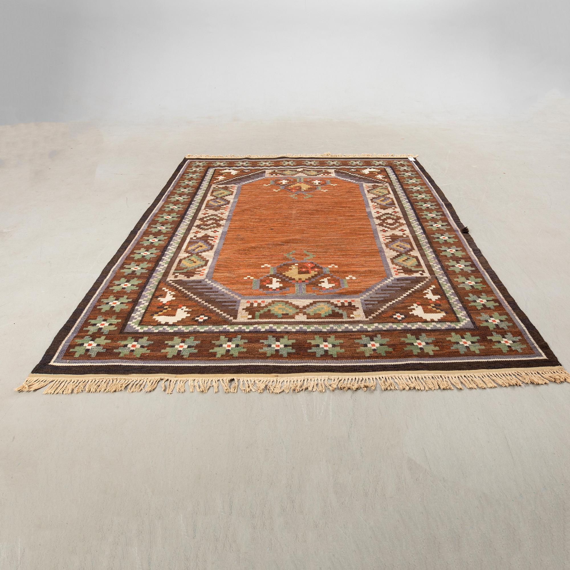 Rug, flat weave, approx. 302x222 cm.