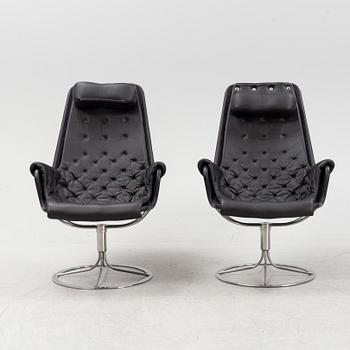 Bruno Mathsson, a apir of 'Jetson' lounge chairs, Dux, Sweden.