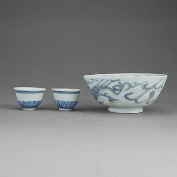 SKÅLAR, 3 st, porslin, Kina, bland annat 1800-tal.