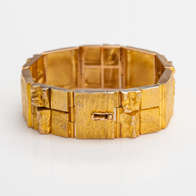 Björn Weckström, A 14K gold bracelet "Quadrate forms". Lapponia 1967.