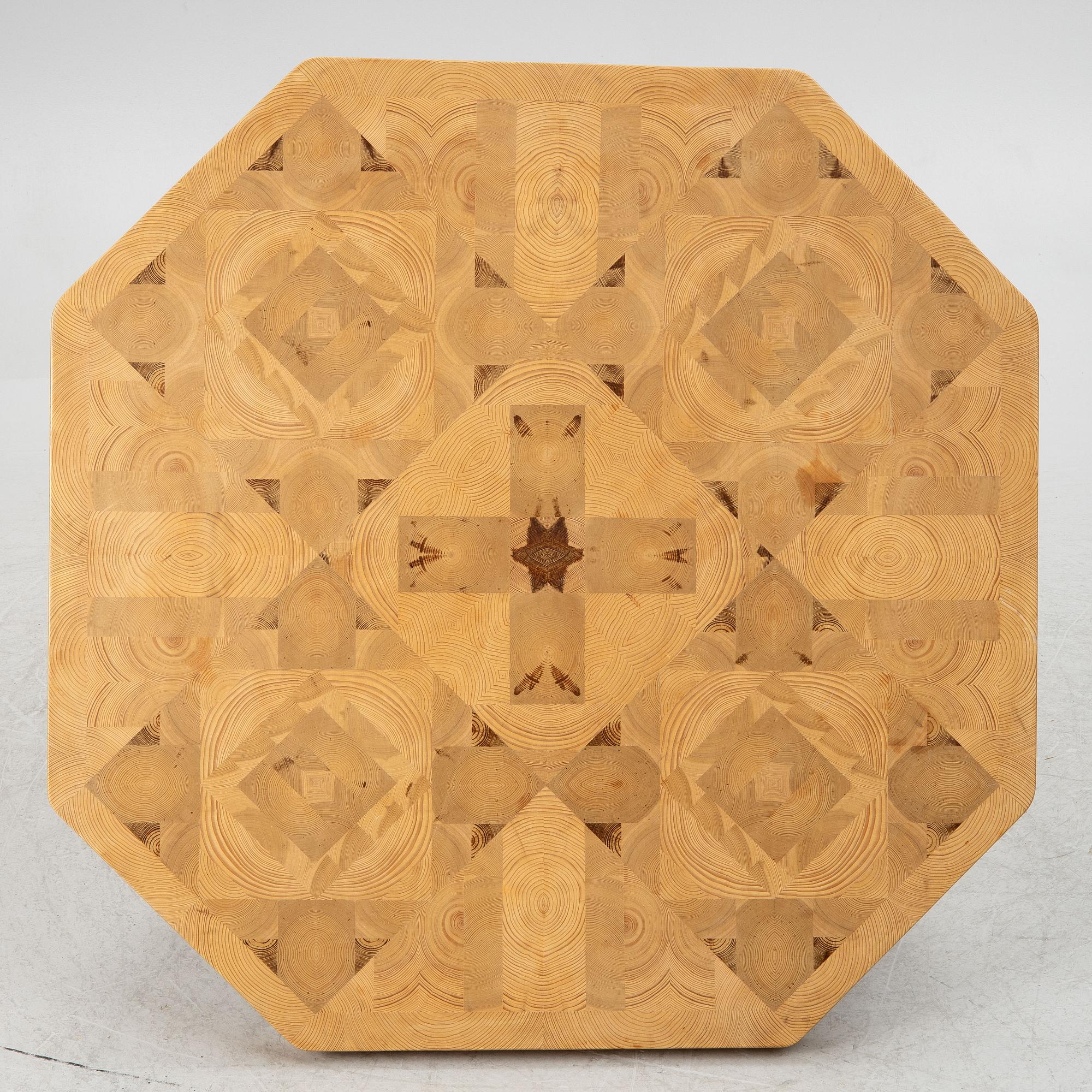 Coffee table, late 20th century.