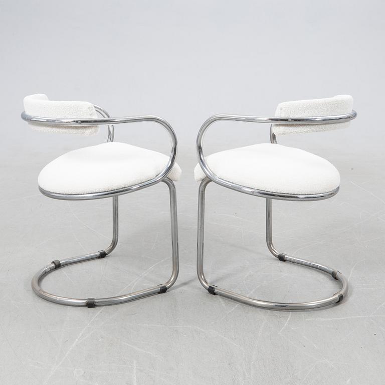 Karmstolar, ett par, 1900-talets andra hälft.