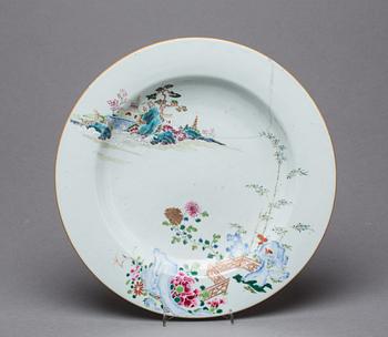 TALLRIK, porslin. Kina, Qianlong(1736-1795).