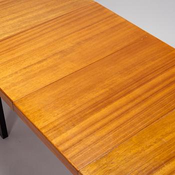 Alvar Aalto, matbord, modell 92, O.Y. Huonekalu- ja Rakennustyötehdas A.B. 1900-talets mitt.