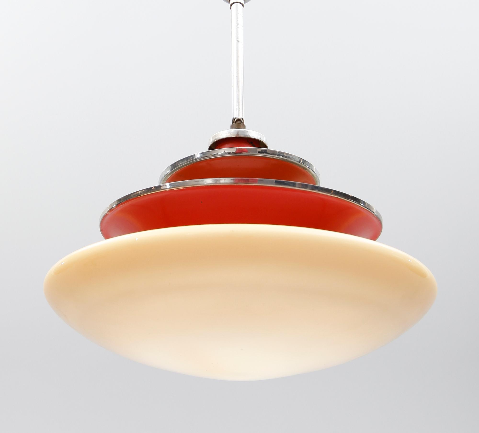 TAKLAMPA, art déco, 1900-talets första kvartal. Höjd ca 48 cm.