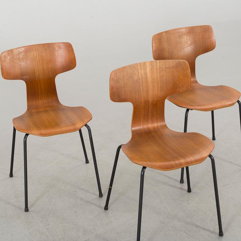 ARNE JACOBSEN, STOLAR 3 ST "T-STOLEN" för Fritz Hansen Danmark 1900-talets andra hälft.