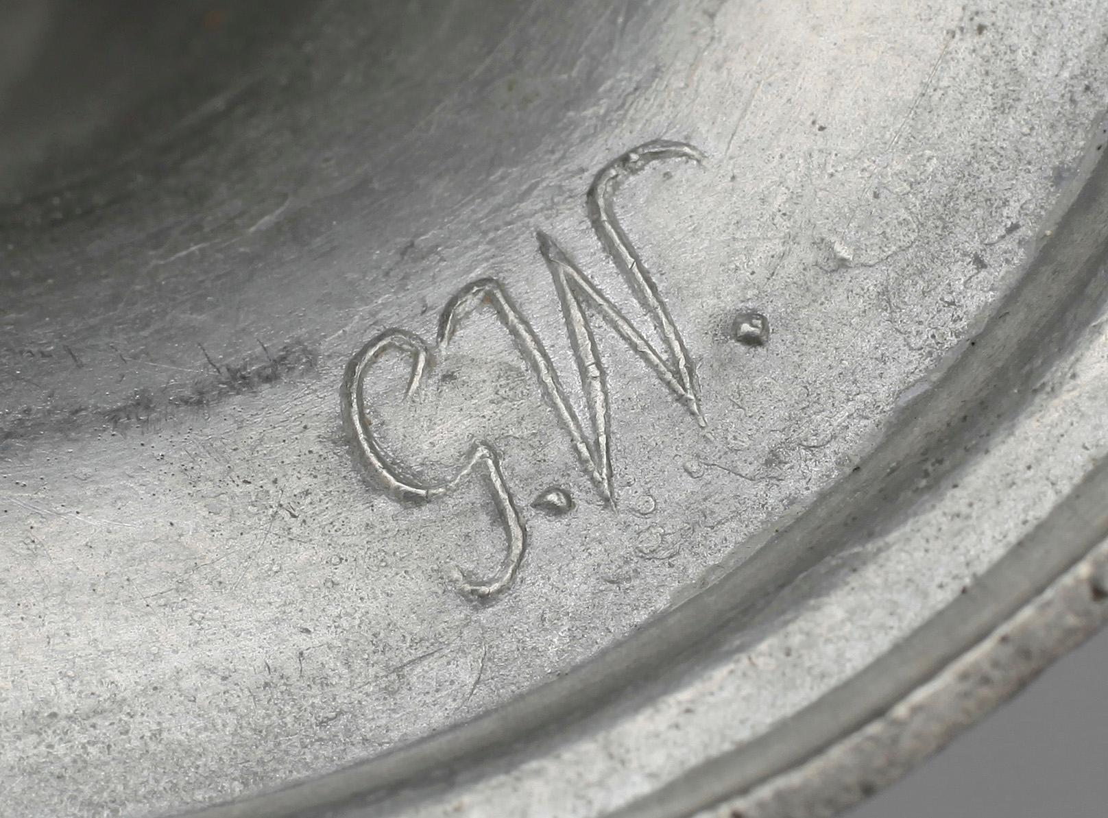 LJUSSTAKAR, ett par, tenn, Gustaf Fredric Wigholm, Eskilstuna, 1804-1849.