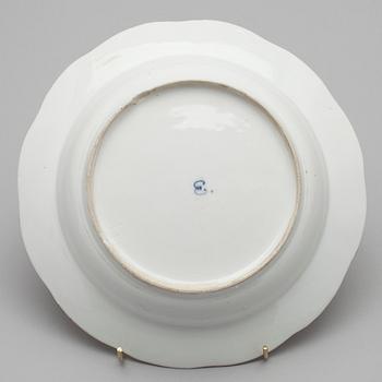 TALLRIK, porslin, Katarina II (1762-1796) period, Kejserliga Porslinsmanufakuren, St Petersburg, Ryssland.