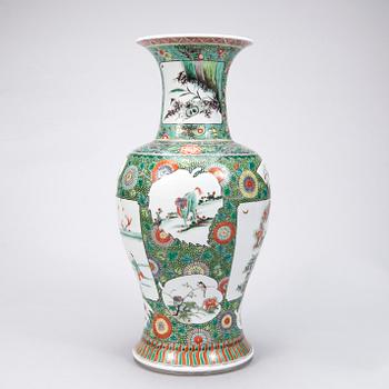 VAS, porslin, Kina tidigt 1900-tal.