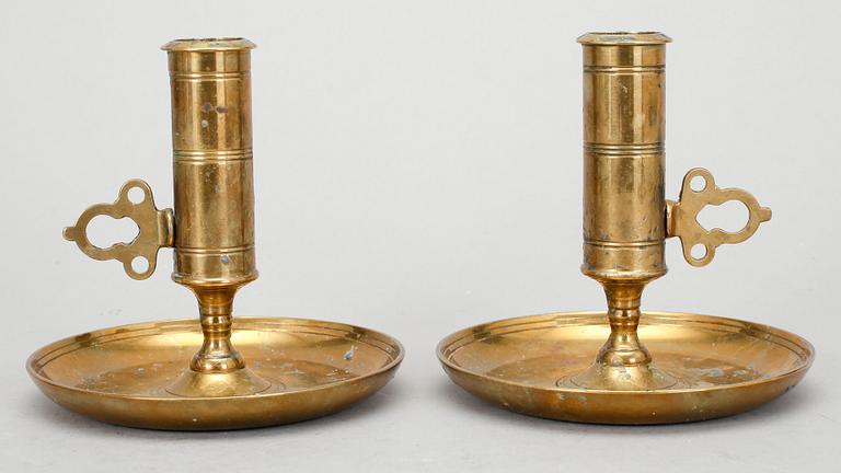 LJUSSTAKAR, 3 st, mässing. Skultuna, 1900-talets andra hälft.