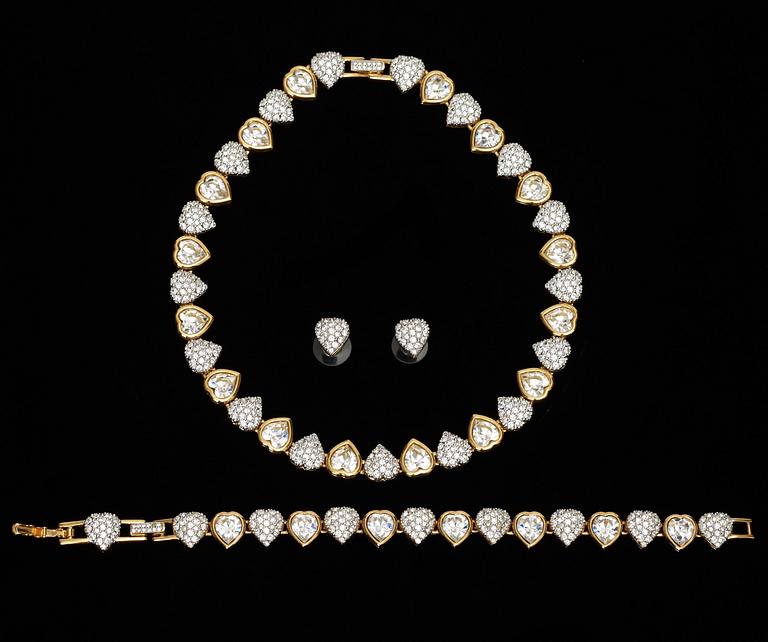 A set consisting of necklace, bracelet and a pair of earrings by Swarowski.
