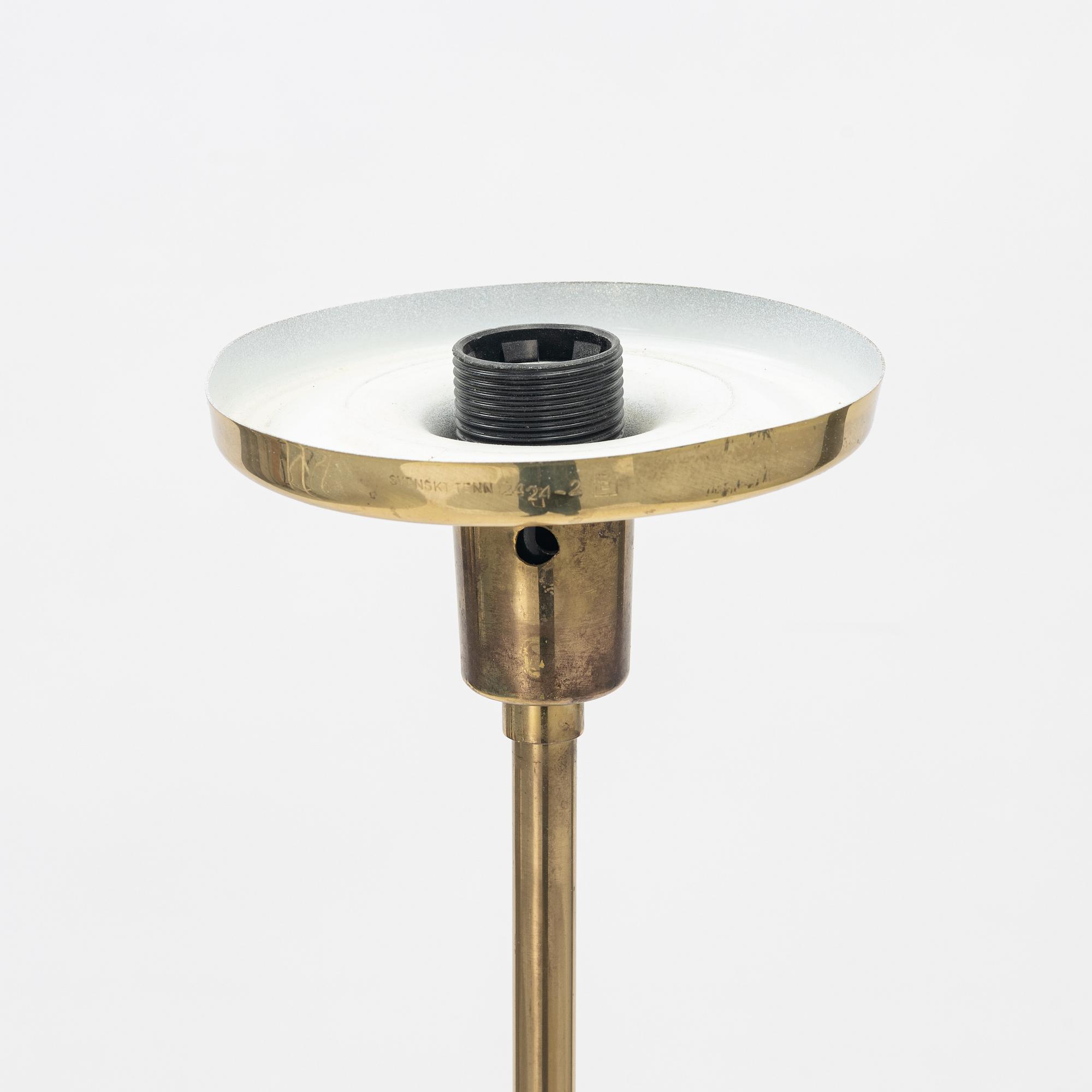 Josef Frank, golvlampa, modell 2424, Firma Svenskt Tenn.