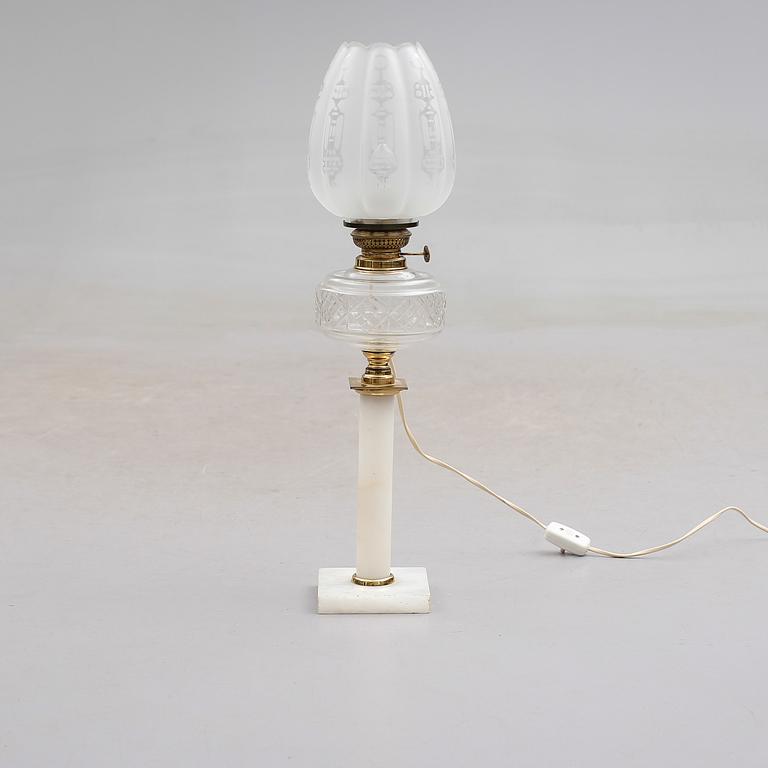 BORDSLAMPA, 1900-talets början.