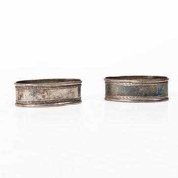 Silver, 9 delar, bl a stämplat Robert Pringle & Sons, London 1903.