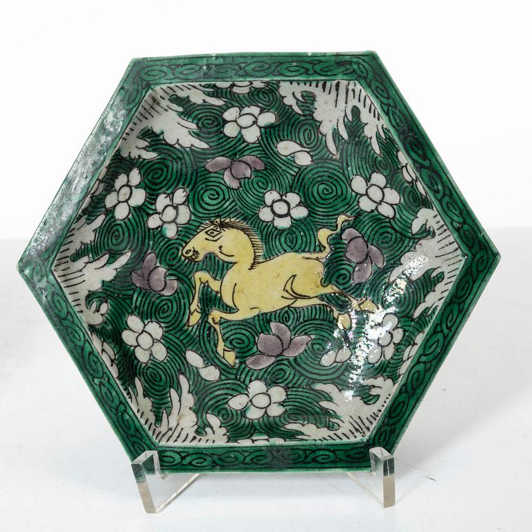 Two Chinese dishes, Qing dynasty, Kangxi (1662-1722).