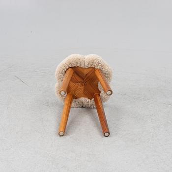 A stool, 1985.