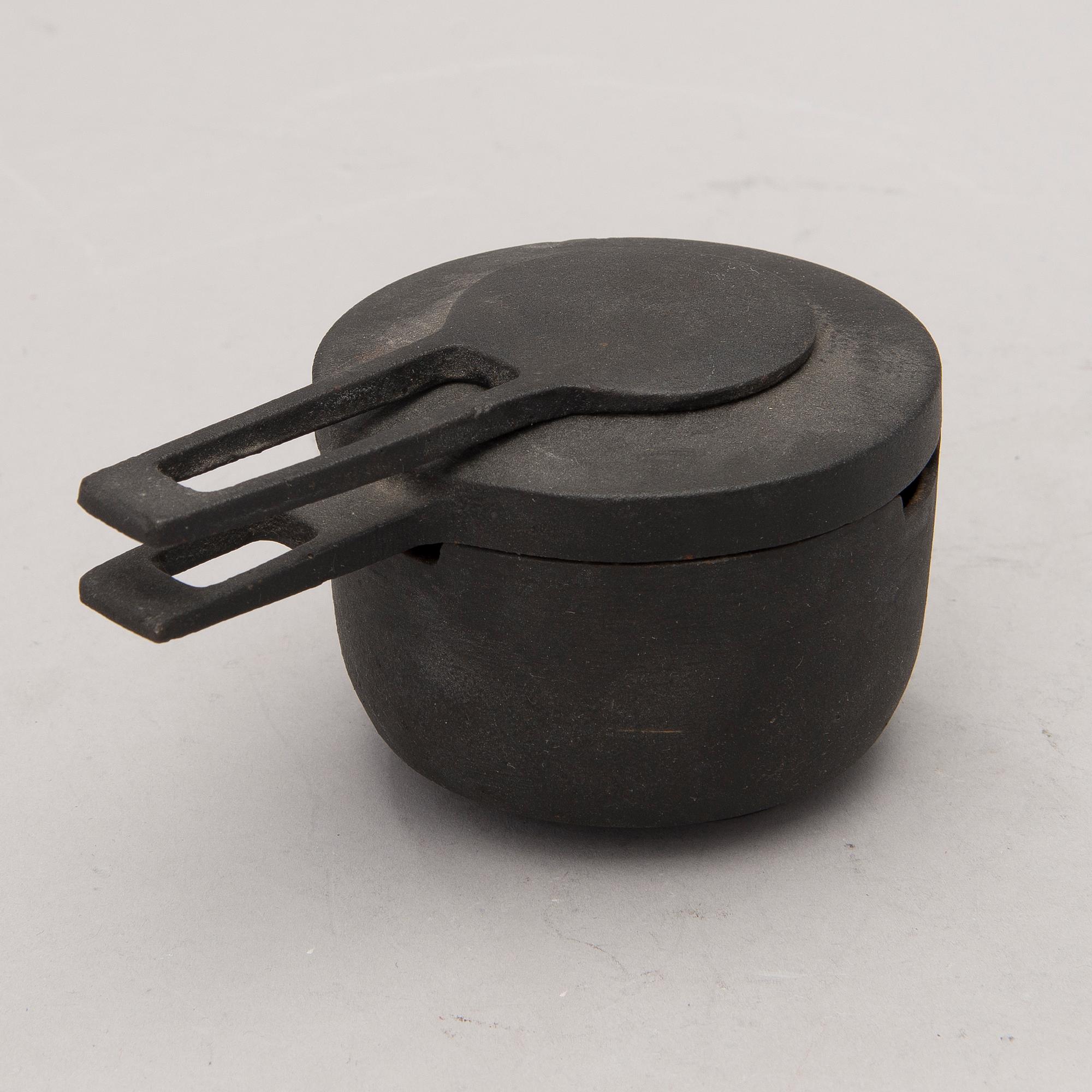 FONDUESET, emaljerat gjutjärn och trä, Digsmed, Danmark, 1900-talets senare hälft.