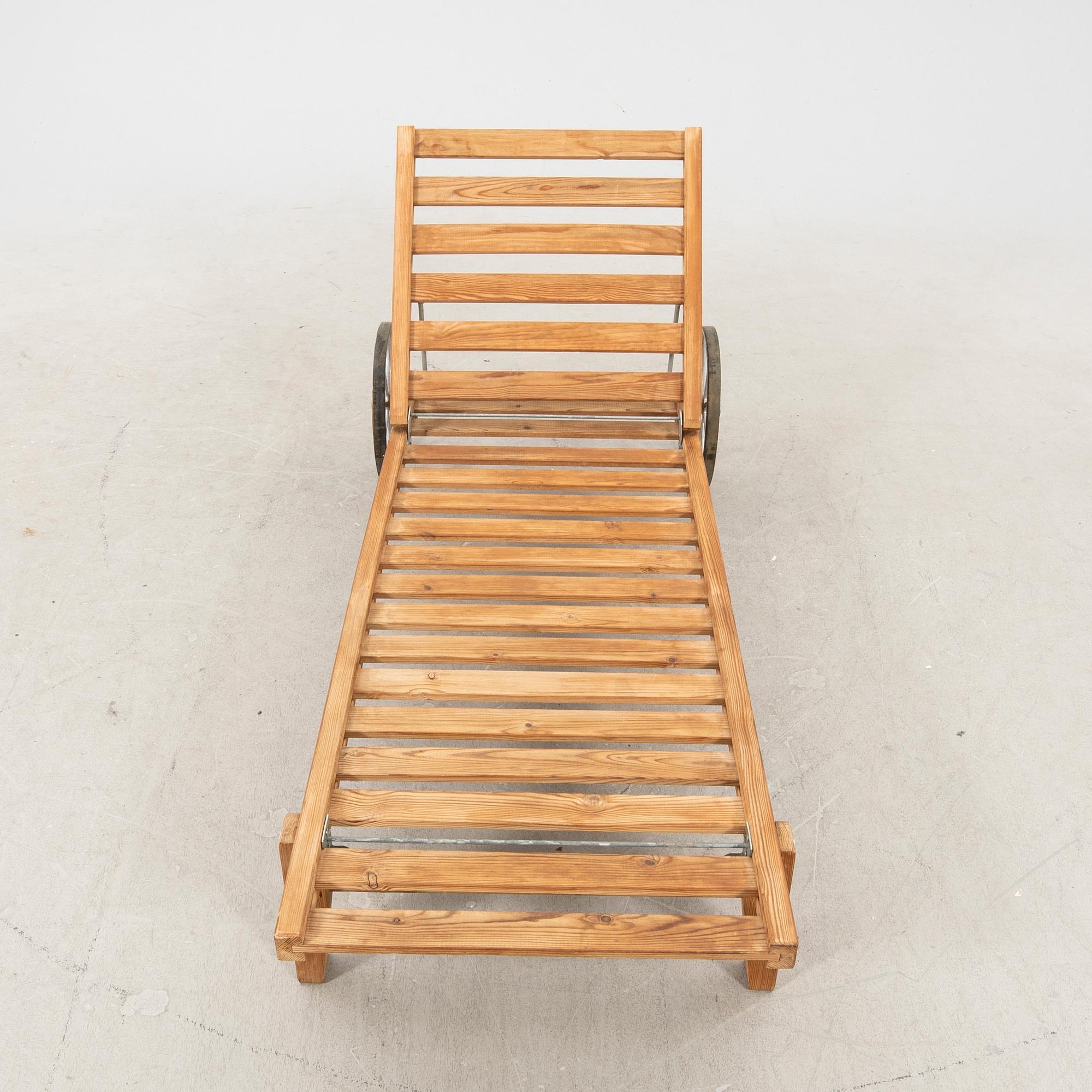 Elsa Stackelberg, a pine sunbed, Fri Form, second half of the 20th Century.