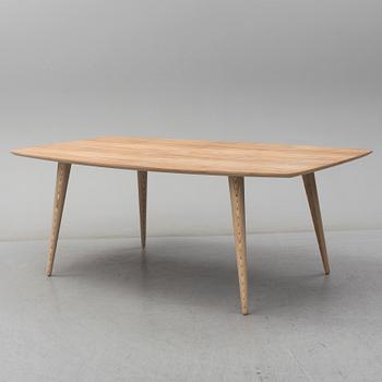 MATBORD. Snedkermester Lau Lauritsen, Danmark, 2000-tal.