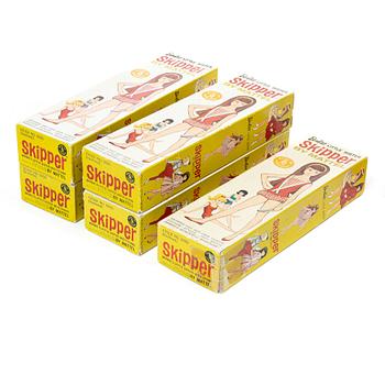 Barbie, tillbehör, kläder och accessoarer, en samling, Mattel, 1960-1990-tal.