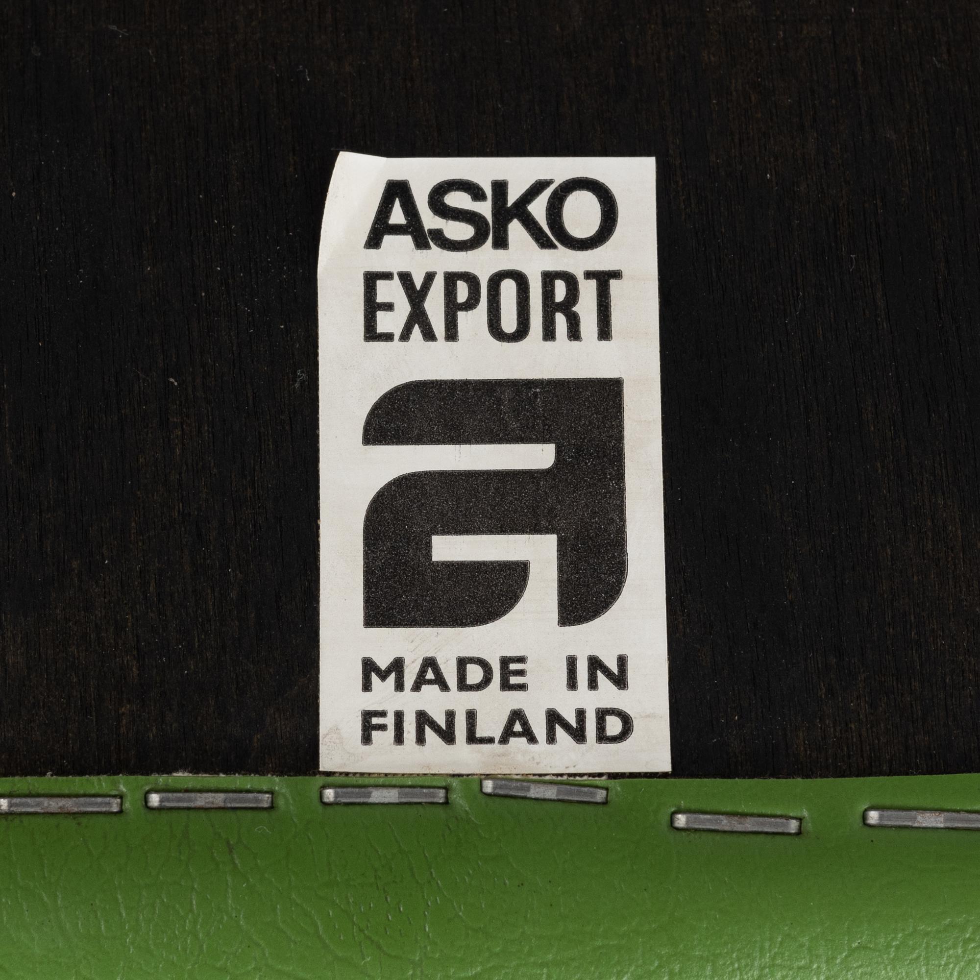 Esko Pajamies, fåtöljer, ett par, "Silver Wing", Asko 1970-tal.