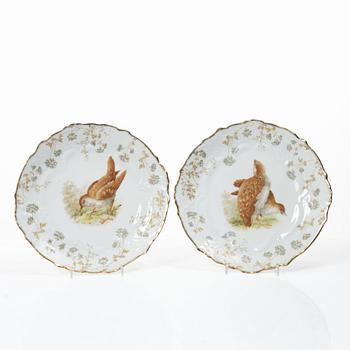 A 15 piece ‘birds’ porcelain dinner service, around 1900.