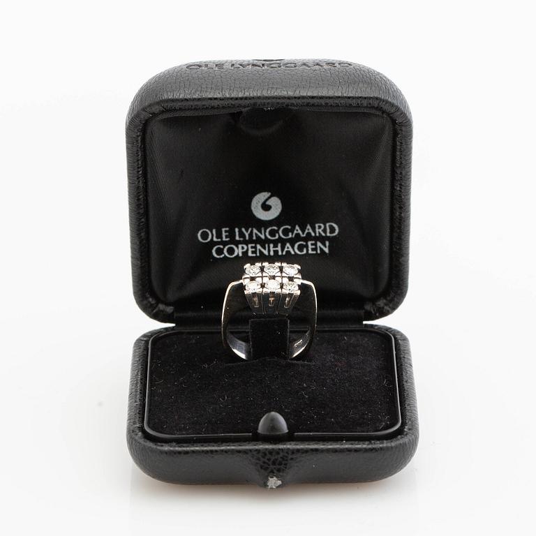 Ole Lynggaard, ring, 14K guld med runda brilliantslipade diamanter.