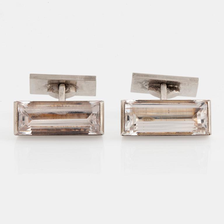 Wiwen Nilsson, manschettknappar, ett par, bergkristall och sterling silver, Lund 1966.