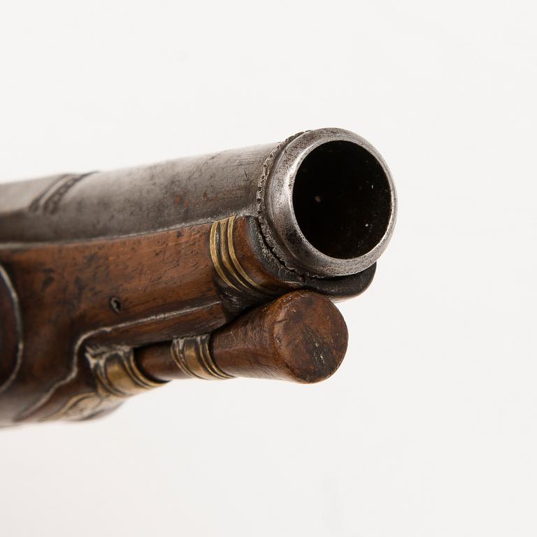 Pair of Spanish miquelet flintlock pocket pistols, second half of 18th Century.