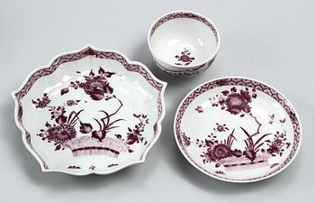 A part Meissen tea service, 18th Century.