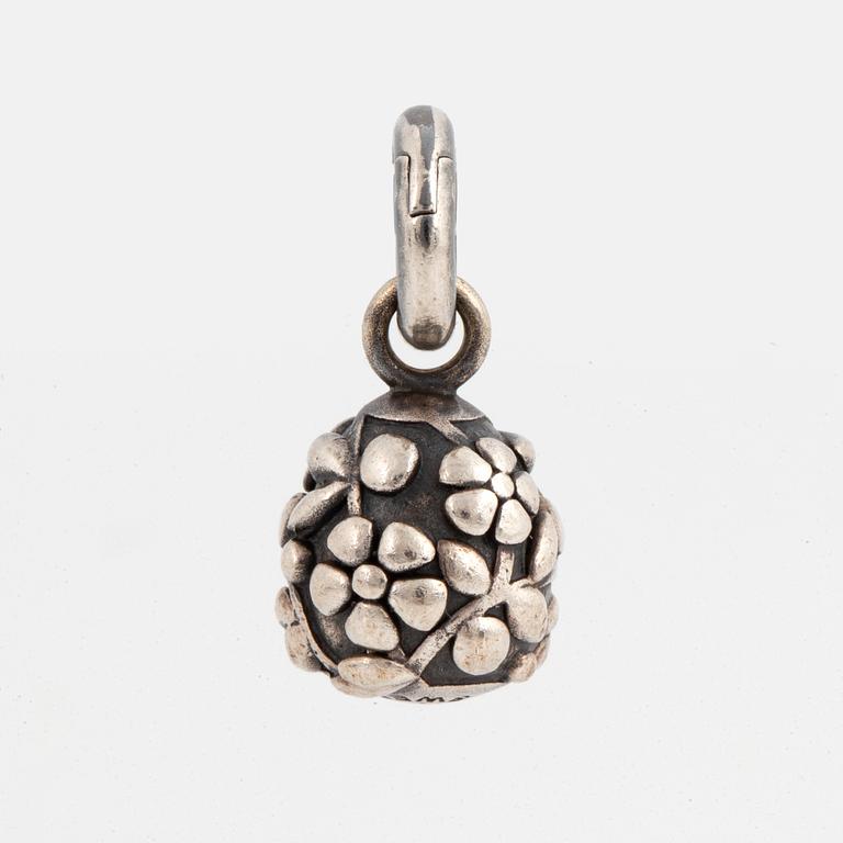 OLE LYNGGAARD, sweet drops charm, silver with brilliant-cut diamond.