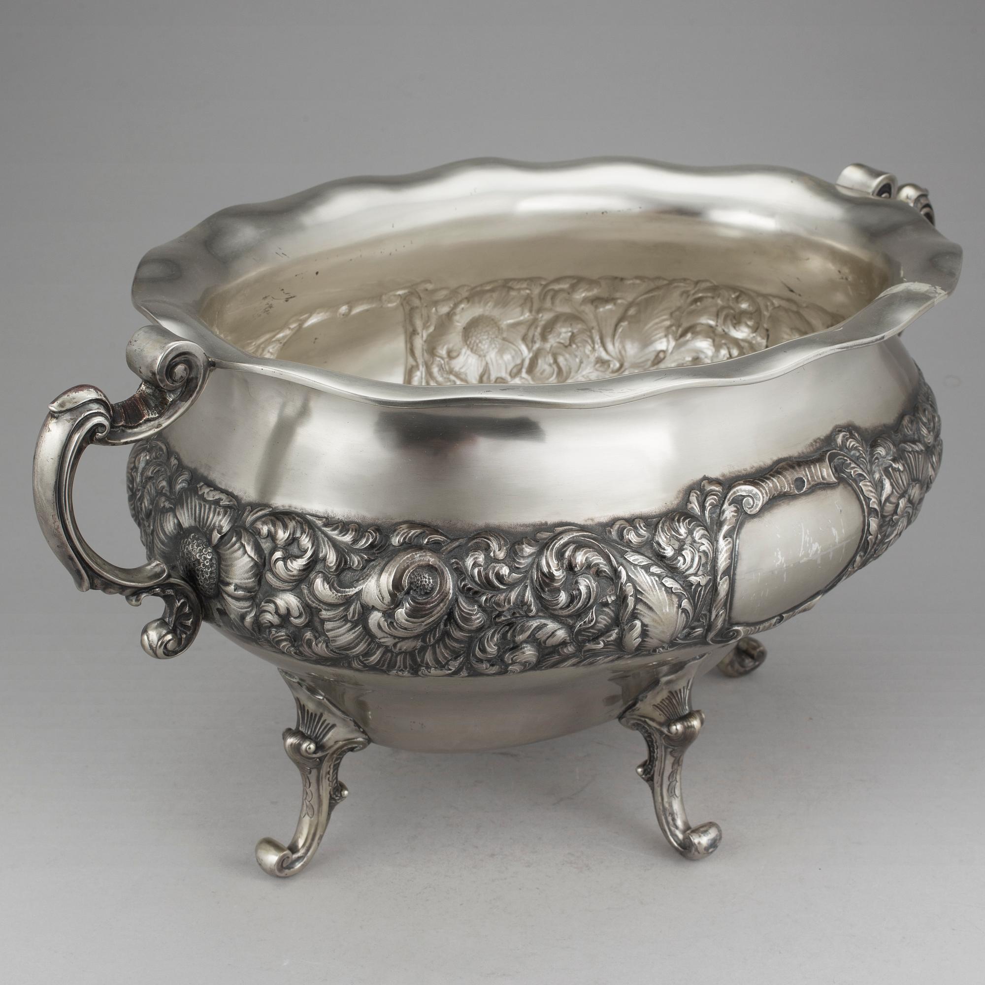 PRAKTSKÅL, CG Hallberg, Stockholm, 1920. Vikt 2100 g.