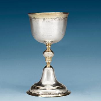 824. A German parcel-gilt cup, marks of Johan Friedrich Hartung, Königsberg 1767.