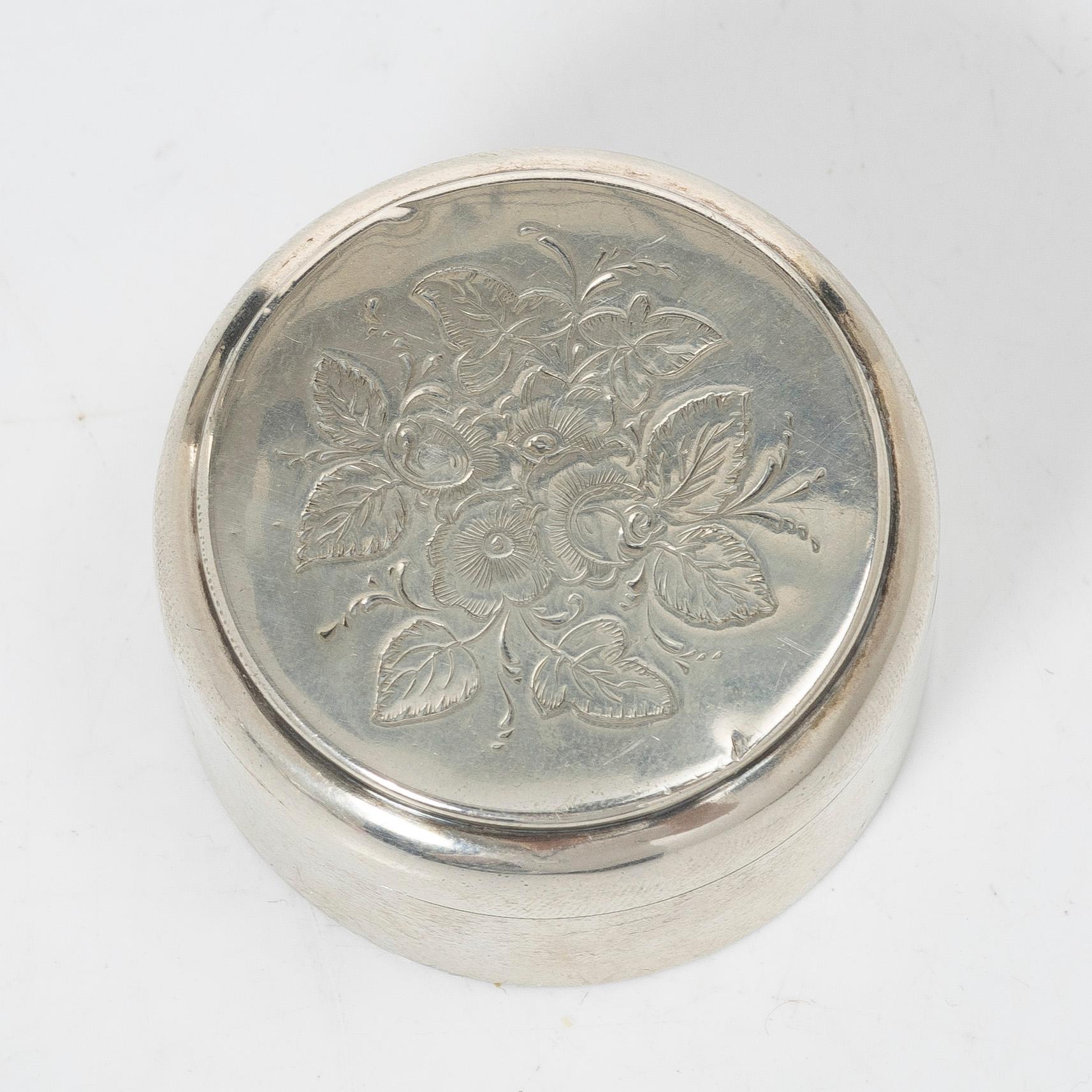 Table accessories, 7 pieces, silver, including Denmark 1880s.