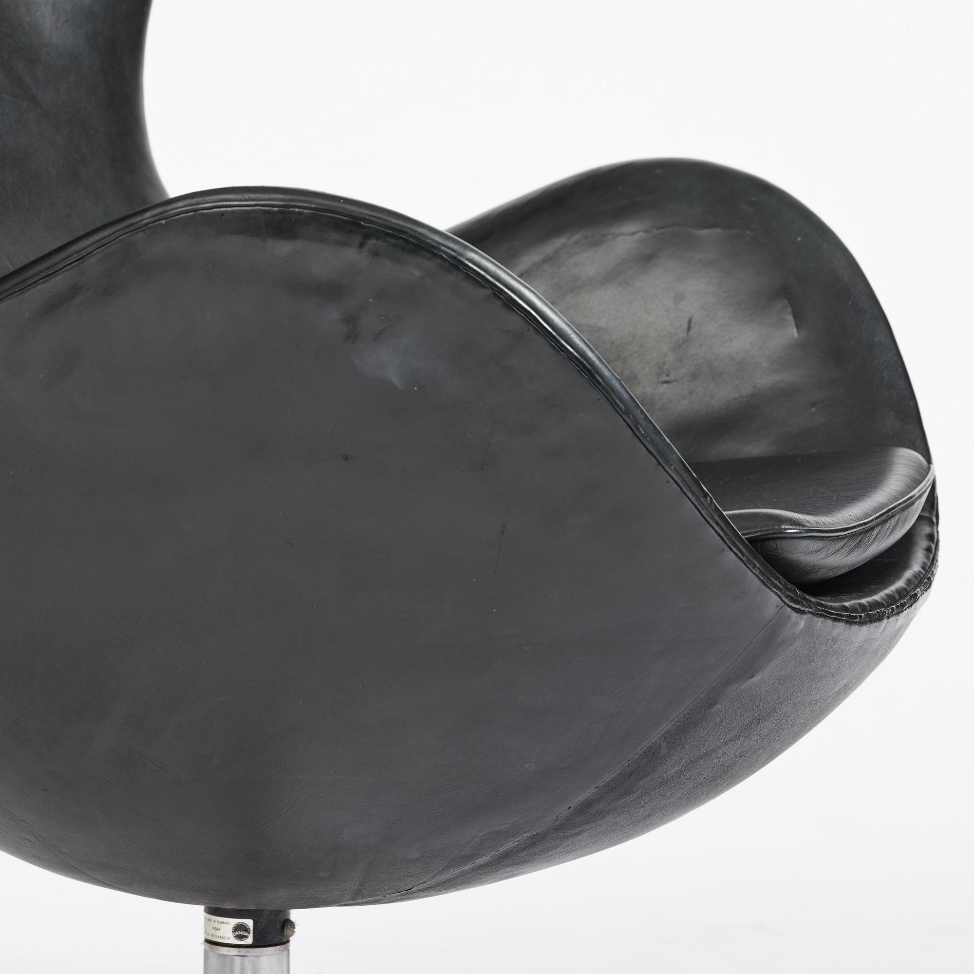 Arne Jacobsen, an "Egg" armchair, Fritz Hansen, Denmark, 1964.
